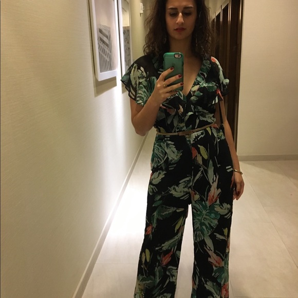 Fancy Floral Jumpsuit - Picture 2 of 10